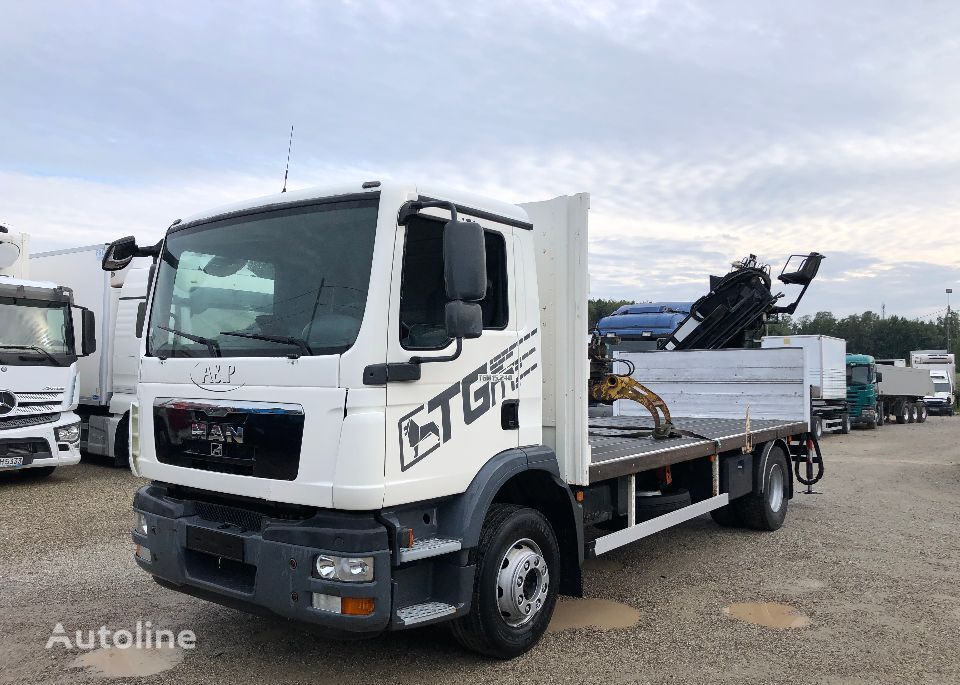 MAN TGM 15.240 box truck