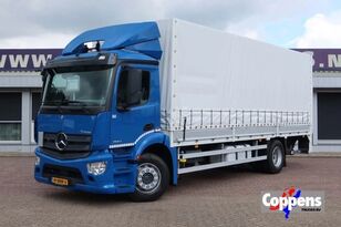 Mercedes-Benz Antos 1924L curtainsider truck