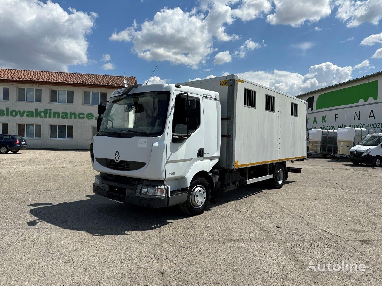 Renault MIDLUM  livestock truck