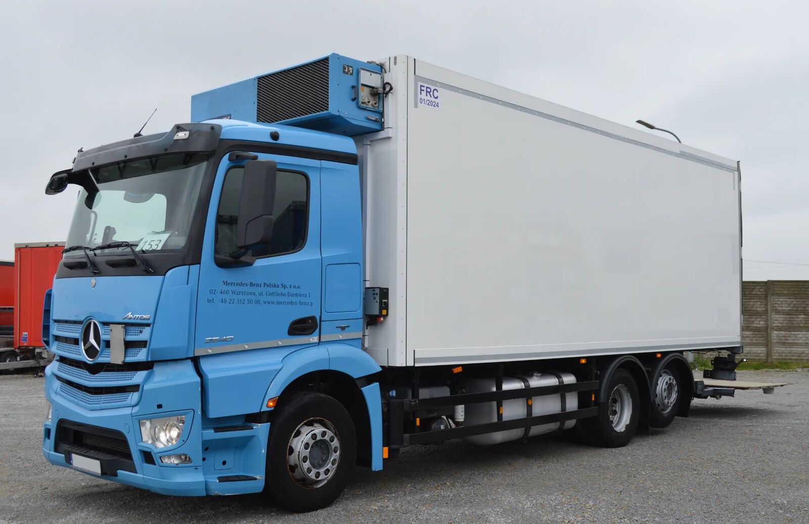 Mercedes-Benz ANTOS 2540 REFRIGERATOR + LIFT + SIDE DOOR refrigerated truck