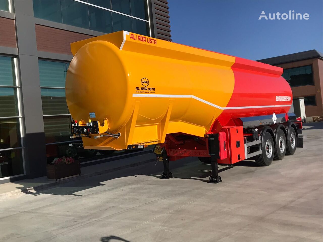 new Ali Riza Usta ARU fuel tank semi-trailer