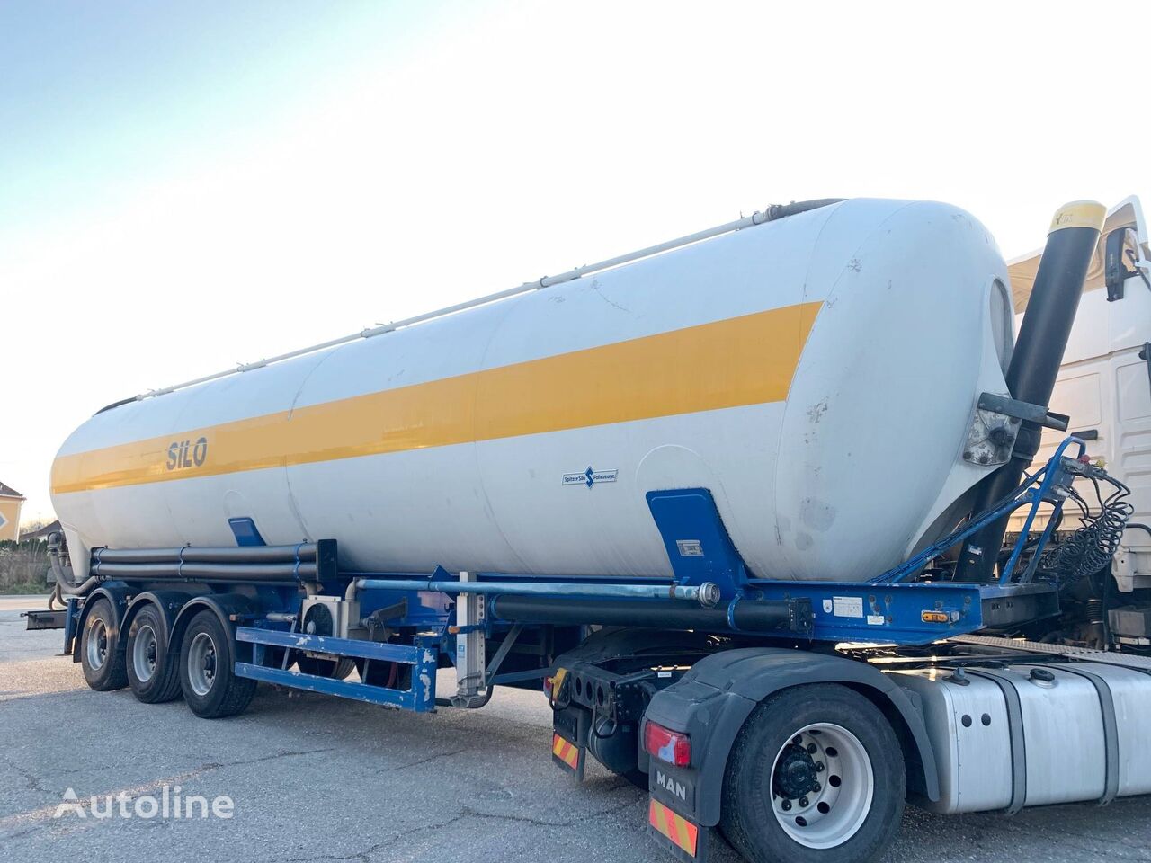 Spitzer SK 2760 CAL  silo tank trailer